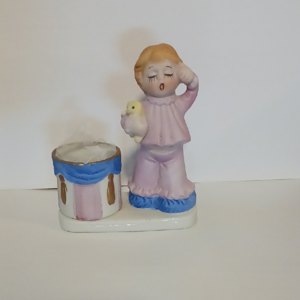 Jasco 1978 Christmas Luvkins Candle Holder